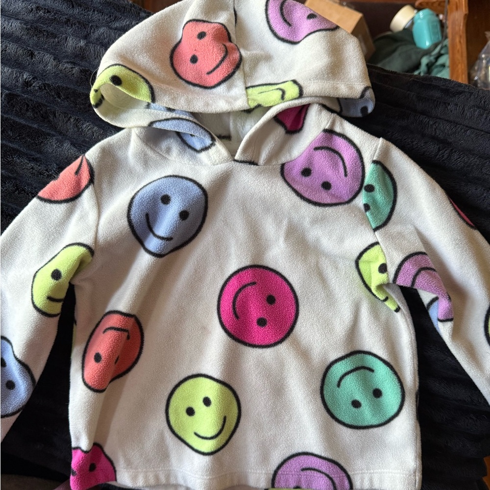 The Children's Place Smiley Face Sweatshirt